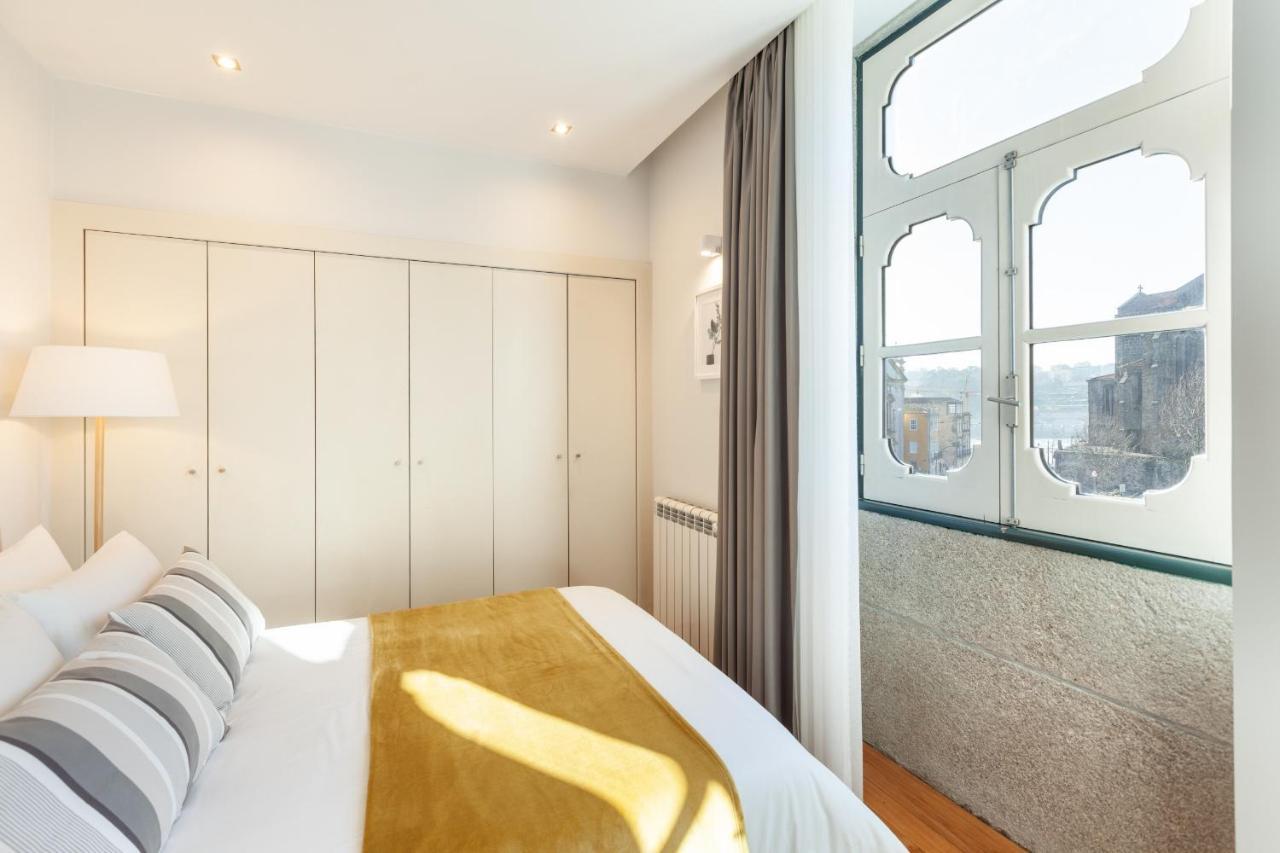 D&S - Ribeira Premium Apartments Porto Bagian luar foto